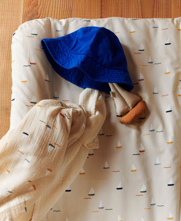 Dove Changing Cushion, Pond Boats
