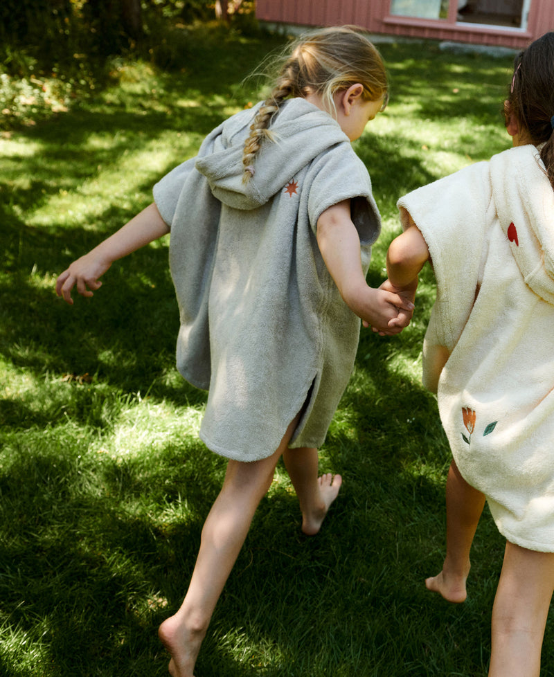 Puk Bath Poncho, Moon Cat