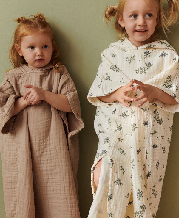 Ponyo Bath Poncho, Blueberries