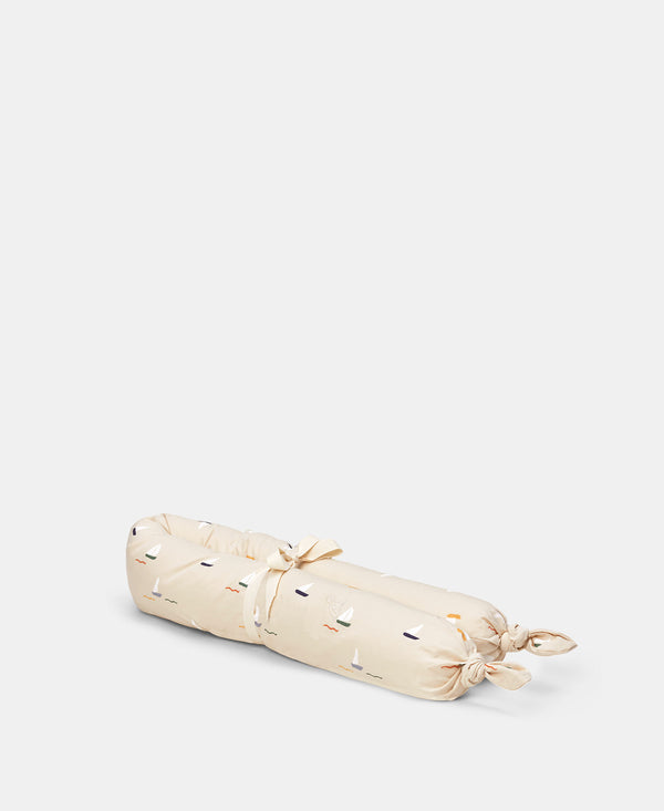 Mira Bed Snake, Pond Boats
